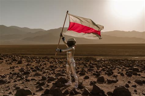  Astronomen auf dem Mars - Eine unterhaltsame Reise durch die Weiten des Alls mit hochkarätigen Schauspielern!